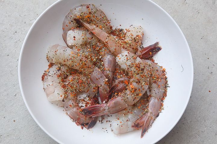 shrimp seasoned wiyh spices