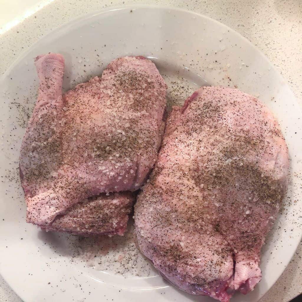 seasoned duck legs