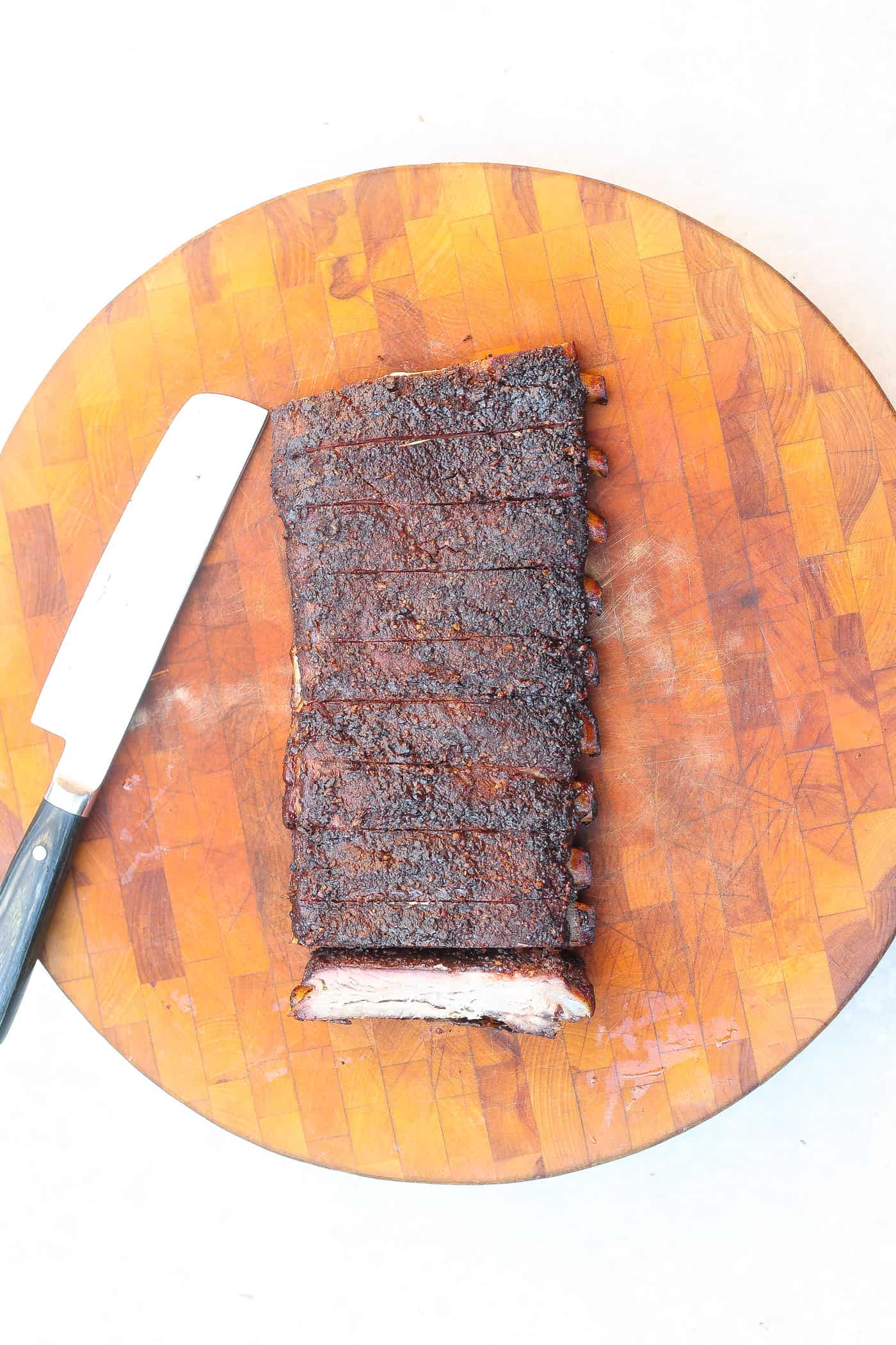 Mastering Rib Smoking: Parchment Paper vs. Butcher Paper Showdown