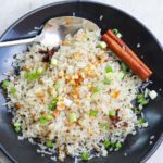 Garlic fried rice in black bowl